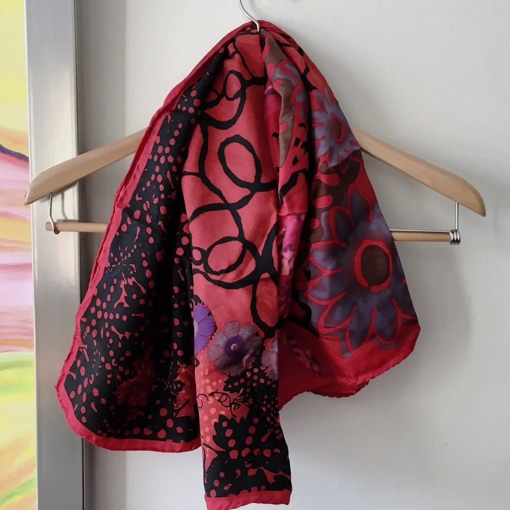 GUMPS 100% Raw Silk Red Scarf